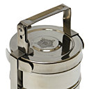 Baobab,
3 compartiments, cantine en acier inoxydable, gravée d’un rosace sur le dessus, H 25 x D 11.5cm. 35€, Baobab, [url]www.taralu.com[/url]