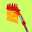 Un cueille-fruits avec un sac en tissu permettant de réceptionner le fruit sans l'abimer.