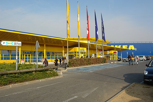 Reconnaissable parmi tous, grâce à ses couleurs mais surtout à son idée du service.