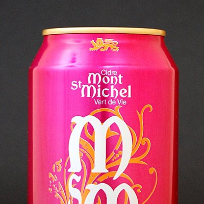 Très actuelle, la canette de cidre.