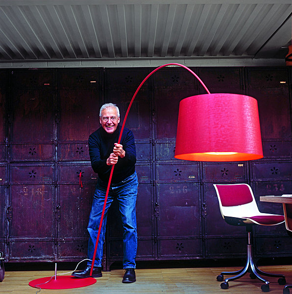 Un lampadaire sans fin