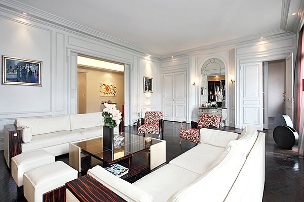 Appartement lumineux à Paris, square Lamartine dans le XVI