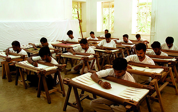 Les brodeurs en plein travail