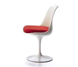 La chaise Tulip d'Eero Saarinen. Culte ! Existe en noire. Knoll