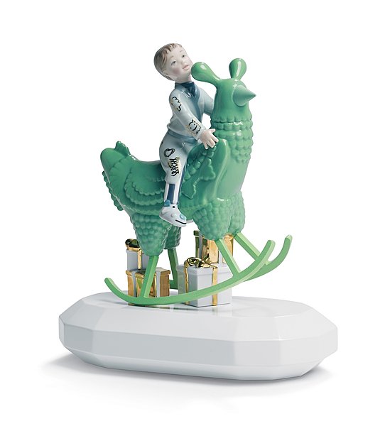 Scénette en porcelaine de Jaime Hayon, « The Rocking Chiken Ride », collection Fantasy pour Lladro.  H 24 x 21 cm. 635 €. www.lladro.com