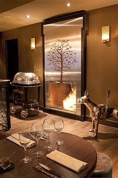 Le coin cheminée, contemporain et cosy