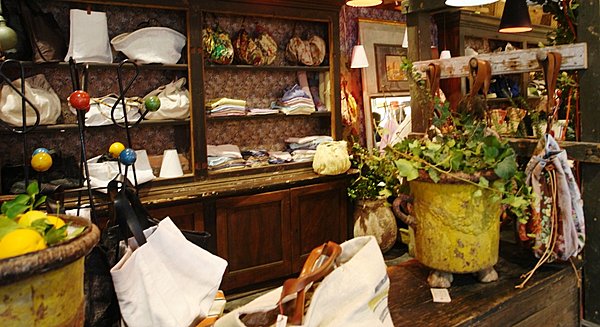 Les habits neufs, une mode d'avenir