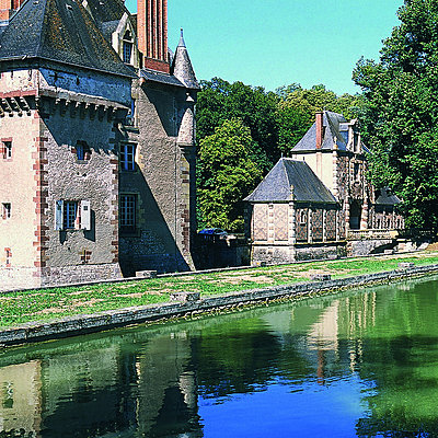 Le château et la porterie XVII°