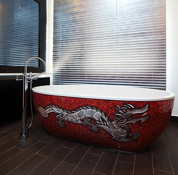 Le dragon de mosaïque habille la baignoire Stone One