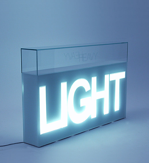 Luminaire "Heavy Light"
Matériau:verre
Designer:Reva
Partenaire:Techniques Transparentes SA Guillaume Saalburg