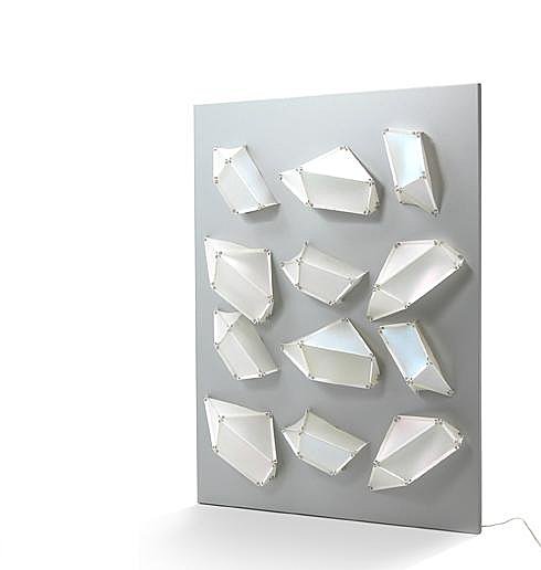 Applique "Module Top 12 Bm"
Matériaux:alucobond & polupropylène
Designer:Octavio Amado
Partenaires:Vink France, Antalis