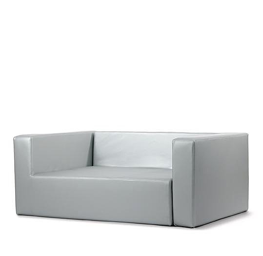 Sofa "Mood"
Matériaux:mousse et tissu technique argent
Designer:Alain Berteau
Partenaires:Recticel, Promousse et Vange