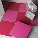 Pour être encore plus écologiques, ces dalles de moquette ont un dossier entièrement textile. TEXtiles. Vorwek.