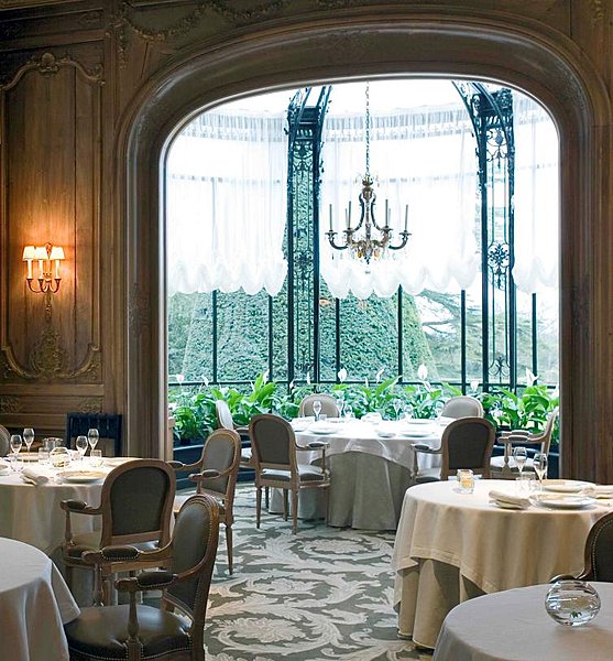 Un déjeuner sous la véranda