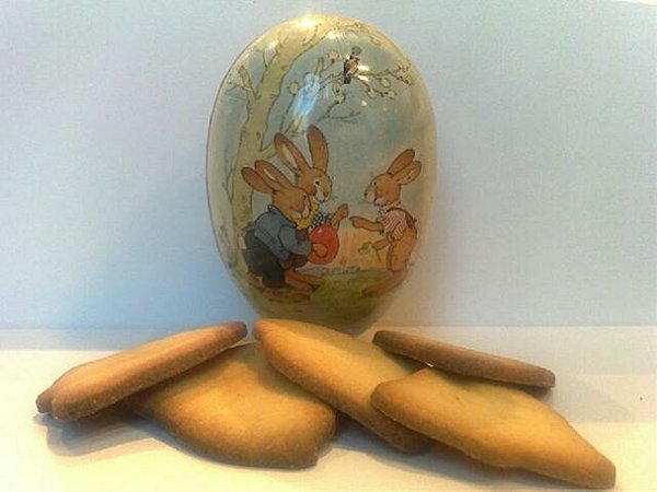 Les petits sablés en forme de cloche de chez Poilâne