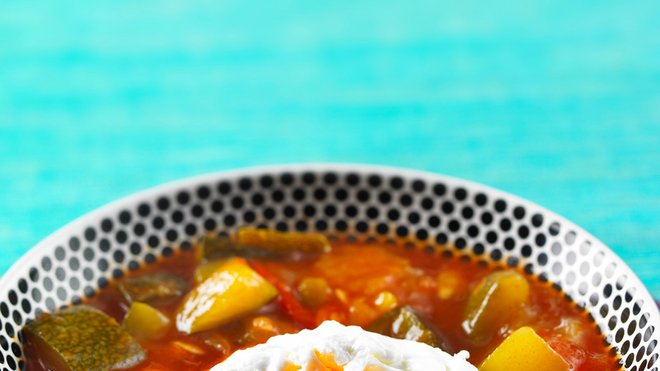 Les œufs pochés à la ratatouille Les œufs pochés à la ratatouille
