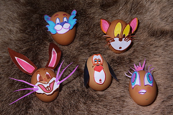 des oeufs de Pâques à décorer