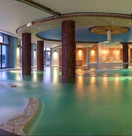 Le magnifique Spa Bio Marin avec vue directe sur la mer