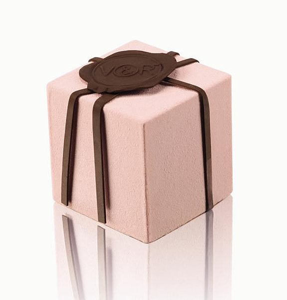 Le gâteau de Viktor & Rolf pour le Meurice