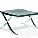 Version cuir tendu pour l'ottoman