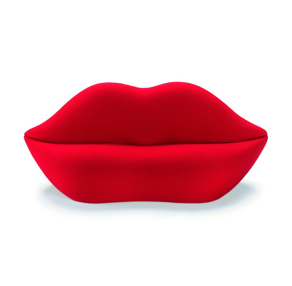 Le sofa Bocca, inspiré de la Boca de Dalì, en hommage à Marilyn Monroe