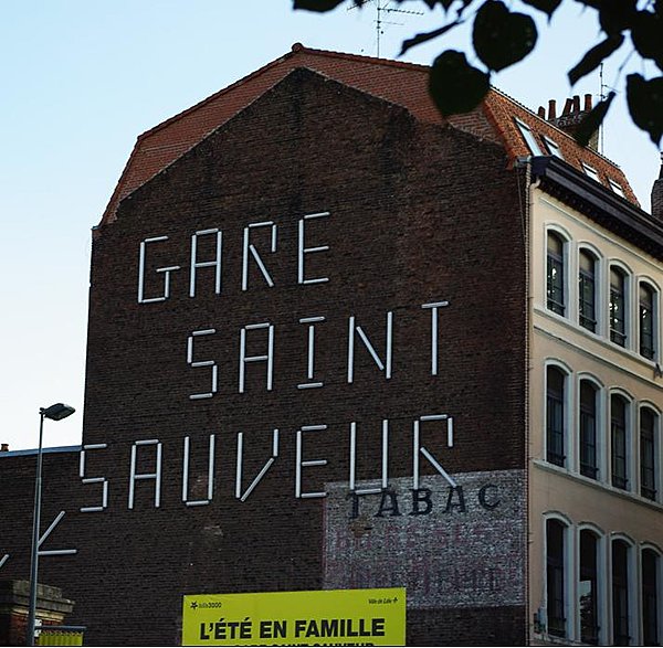 Intervention graphique au sol et signalétique du lieu, 2009
(Projet en collaboration avec le cabinet d’architecture Franklin Azzi 
et le designer Robert Carr)