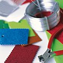 Le matériel nécessaire : Papier crêpon métallisé et Papier crêpon traditionnel