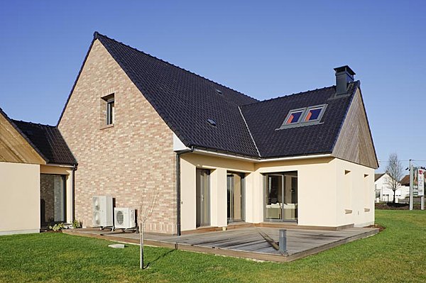 Le groupe extérieur se cache...