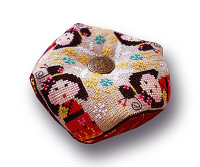 Le Biscornu Kokeshi de Barbara Ana