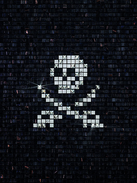 Skulls & Crowns chez Bisazza avec des cristaux Swarovski