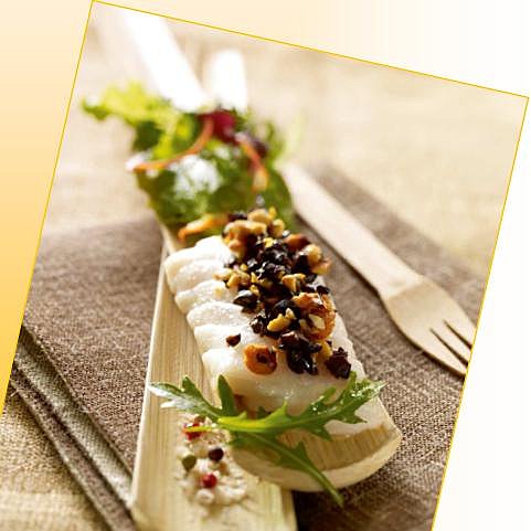 Dos de lieu jaune sous crumble d'olives chez Monini