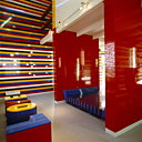 Le lit, "dur comme un lit d'hôtel français" d'après James May