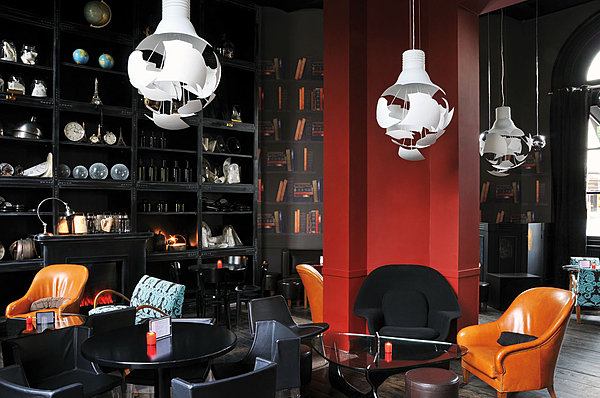 Un décor digne du « Buveur de temps », de Phillipe Delerm