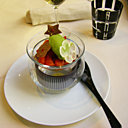 Coupe de fraises avec son sorbet aux herbes, lequel recouvre le goût des fraises