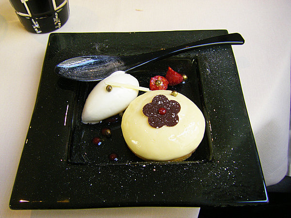 Le sablé au citron de mon compagnon de table, un délice semblait-il