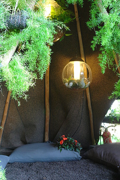 Entrez dans la tente