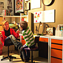 Série de meubles et bureaux en panneaux de particules avec passe-câbles,  caisson tiroir à roulette et élément d’angle. H 75 cm. Micke. Ikéa.