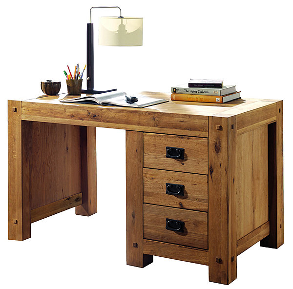 Bureau chic. En chêne massif huilé. L 180 x P 70 x H 76 cm. Lodge. Casita.