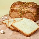 La subtilité et la jolie teinte verte des pistaches pour un pain de mie original La subtilité et la jolie teinte verte des pistaches pour un pain de mie original