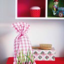 Petit sac en vichy rebrodé d'insectes.