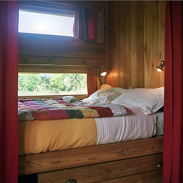Le lit de la cabane