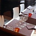 Le restaurant peut accueillir jusqu'à 35 couverts