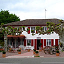 Bienvenue à la Maison de Mezos Bienvenue à la Maison de Mezos