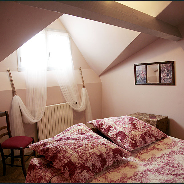 La chambre Rose, dont on devinera aisément l'origine du nom
