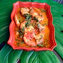 ce curry de crevettes au lait de coco est tout aussi délicieux avec de belles gambas