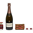 Le nez de fruits rouges du Champagne rosé fait écho à la fraise