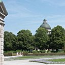 Münich regorge de très beaux parcs et jardins comme ici le Jardin Anglais