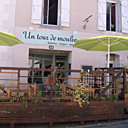 Un Tour de Moulin propose des salades très très composées de plaisirs très très gourmands
