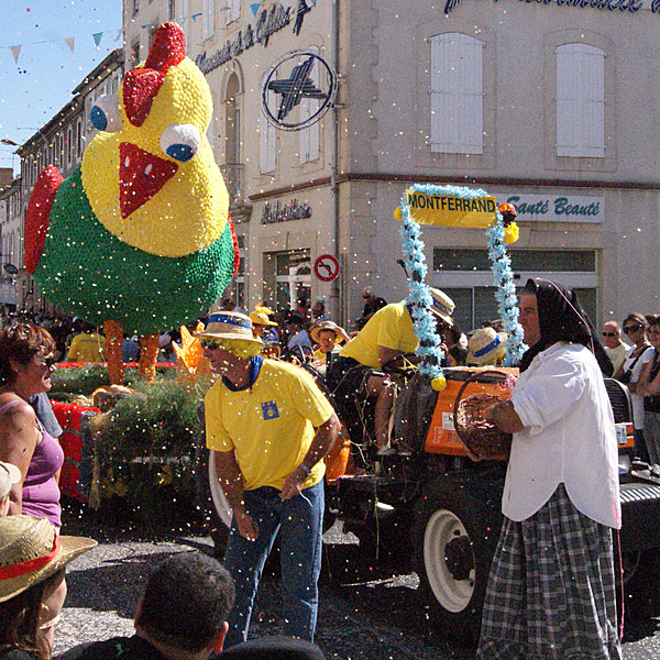 Montferrand et son coq, garanti sans OGM
