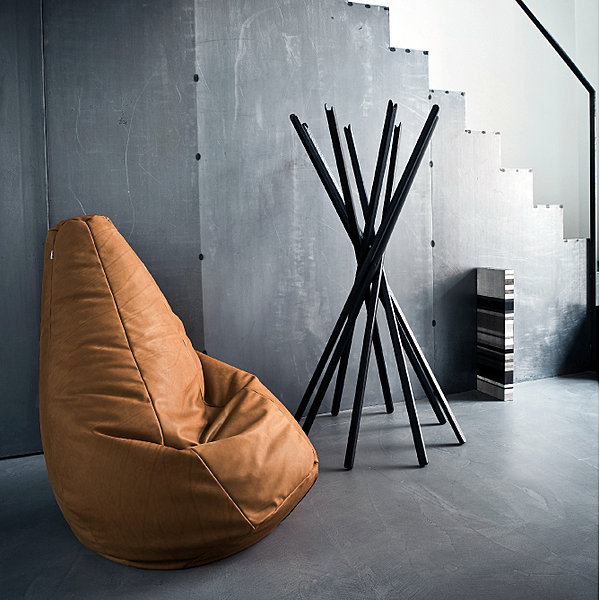 Le Sacco, malgré son air patraque, s'accorde avec toutes les décorations